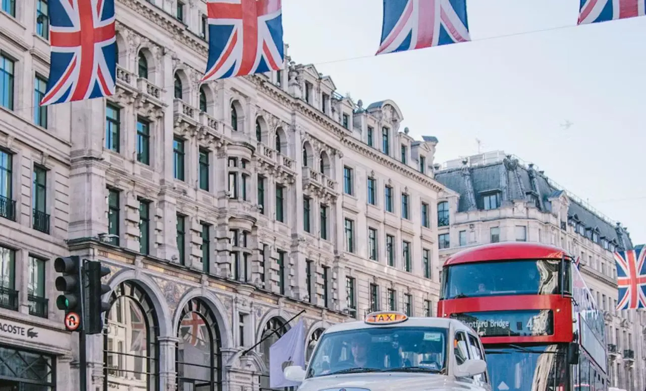 travel nanny » Home to UK Filipino nannies and housekeepers travel nanny